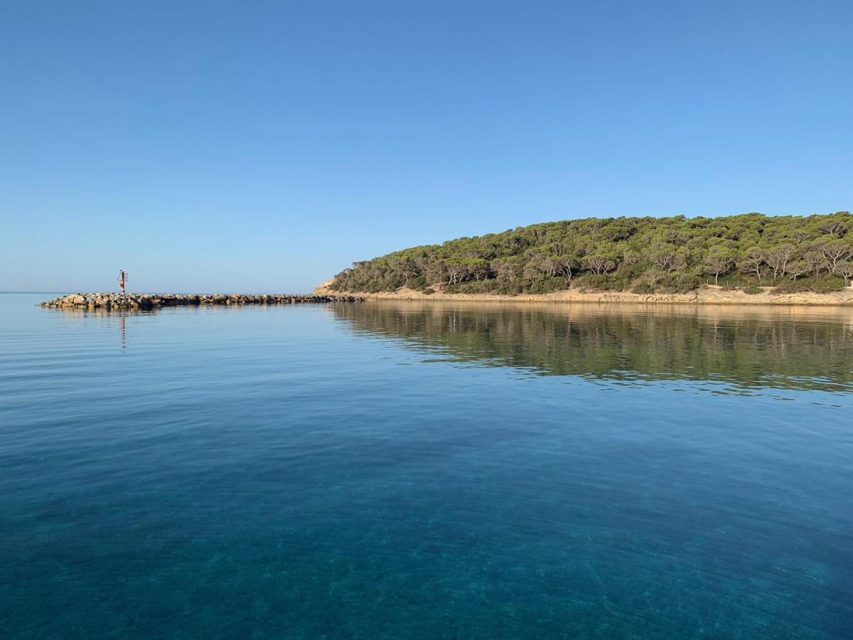 Villa Aquamarina Pavoncella Rossa Porto Pino Eksteriør billede
